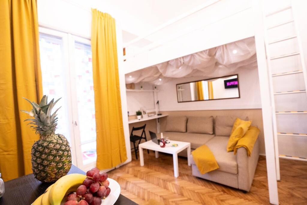 Cozy Studio Near Cismigiu Park Lejlighed Bukarest Eksteriør billede